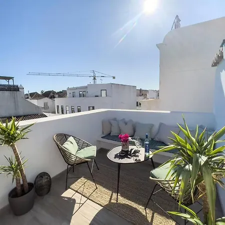 Modern Three Bedroom Dream Holiday Home *