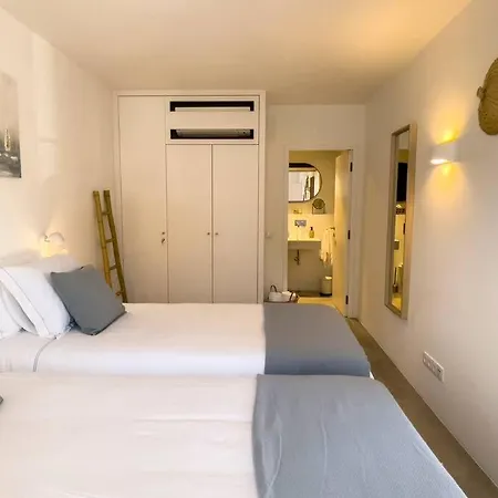 Modern Three Bedroom Dream Holiday Home Тавира