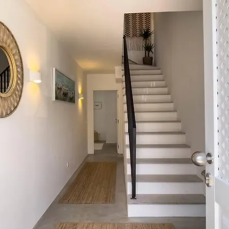 Дом отдыха Modern Three Bedroom Dream Holiday Home Тавира