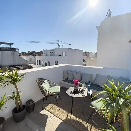 Modern Three Bedroom Dream Holiday Home *